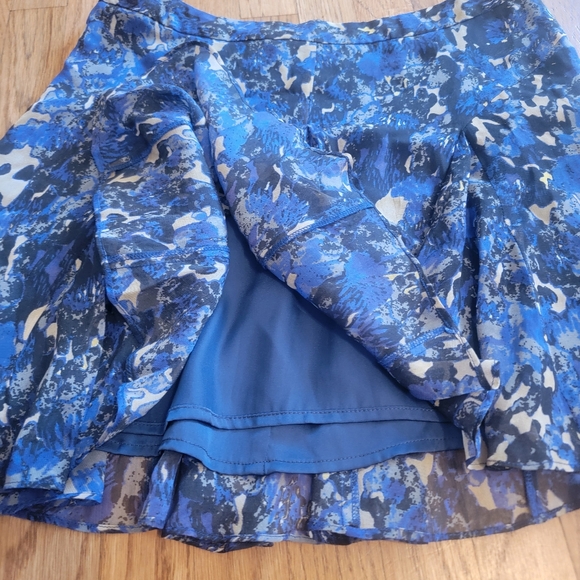 Charlotte Ronson Abstract Silk Flowy Skirt - Picture 5 of 11